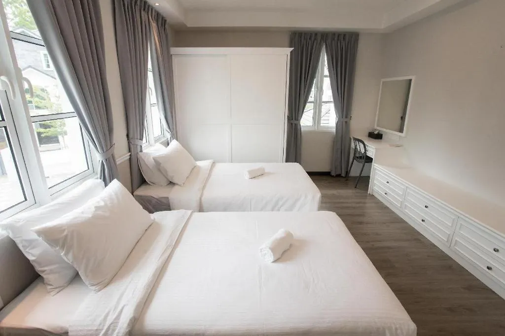 Turf Resort Penang - 6 Bedrooms Bungalow George Town 0*,  Malaysia